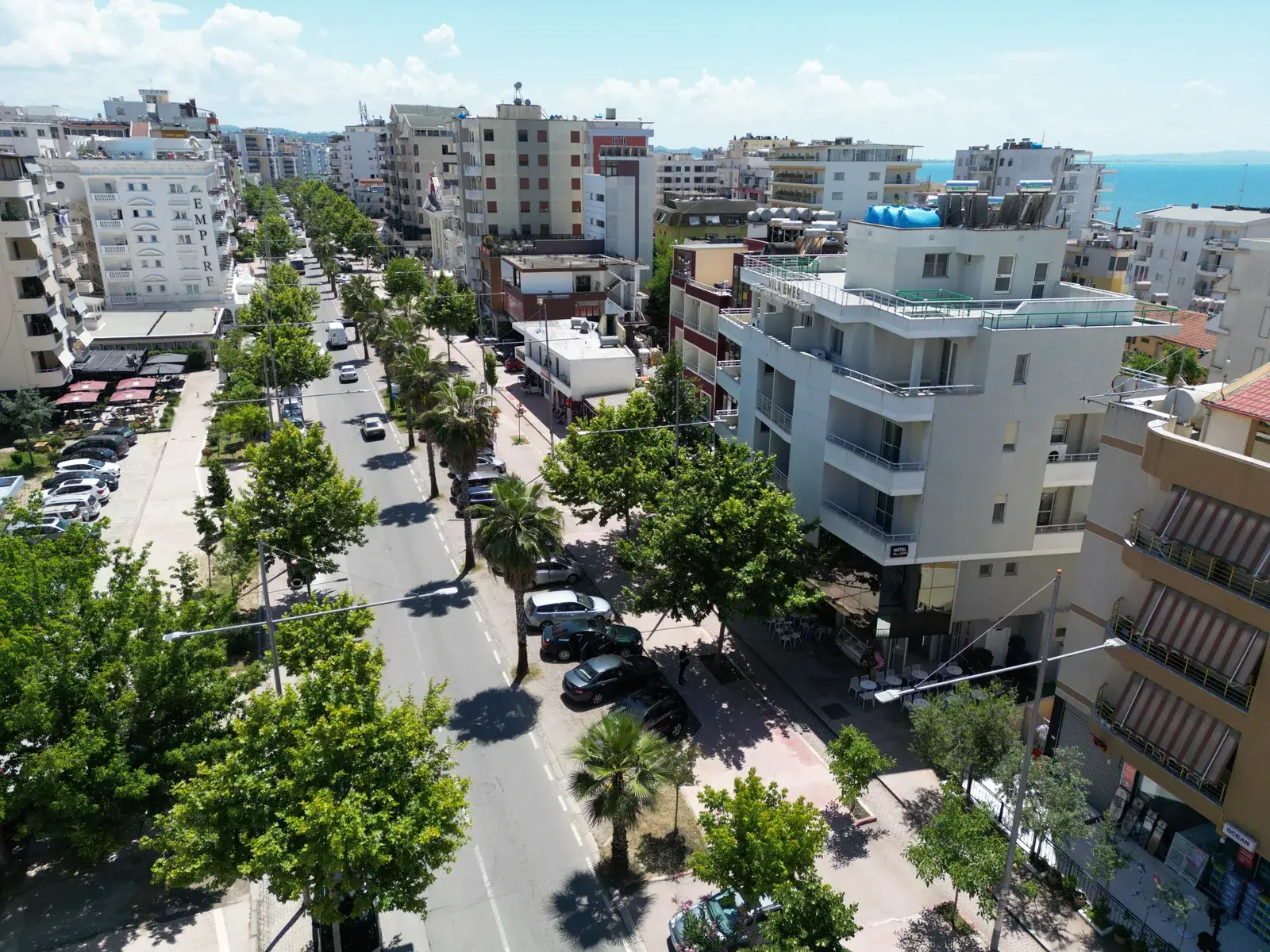 Pamje ajrore e lagjes rreth Vila Emes — Plazh, Durrës